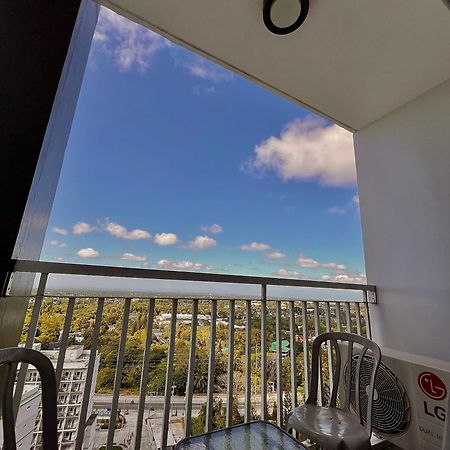 The Pallet House, Wind Residences Tagaytay Tagaytay City Buitenkant foto